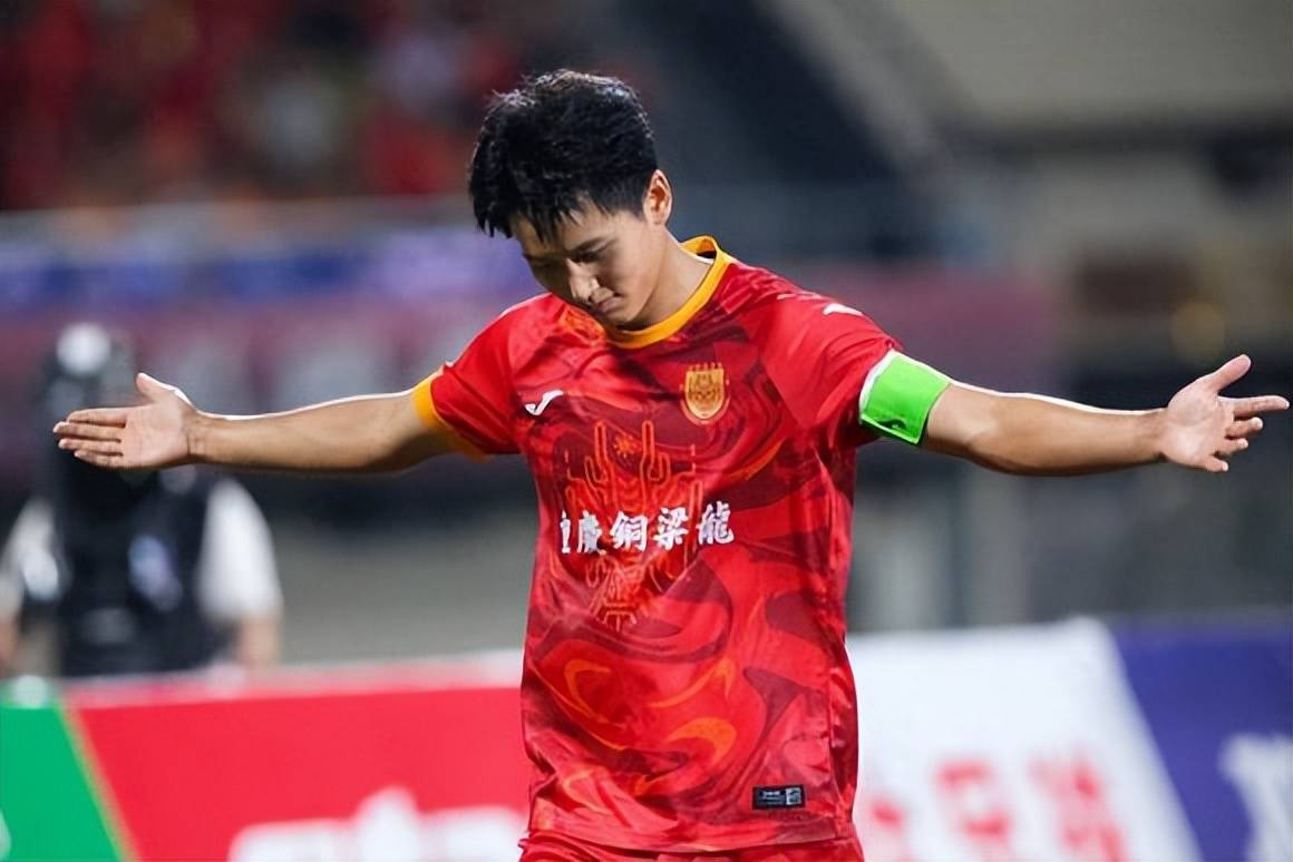 新晋国脚加盟球队,期待他的表现的简单介绍 新晋国脚加盟球队,期待他的表现的简单介绍