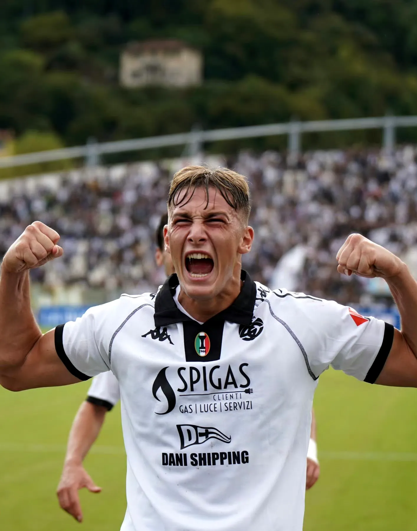 AC米兰备战欧联杯，埃托奥或成关键