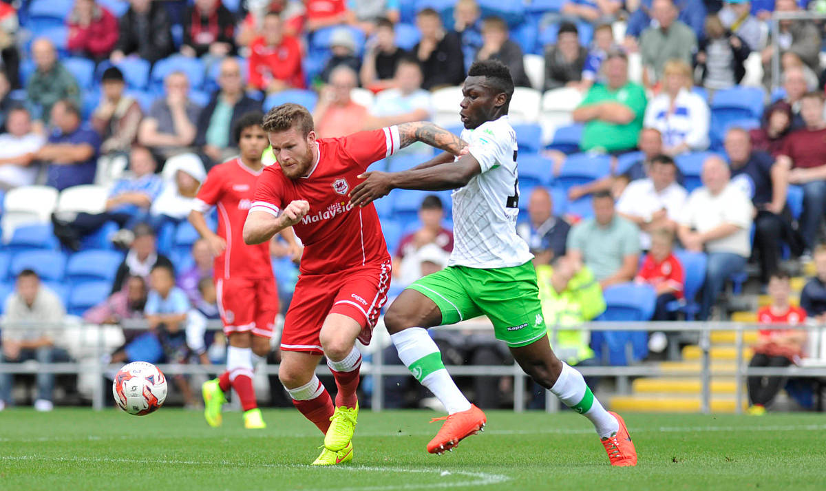 包含卡迪夫城客场击败伯恩茅斯，排名持平的词条