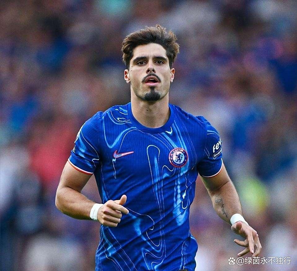 切尔西前锋意识出众锋线威胁的简单介绍 切尔西前锋意识出众锋线威胁的简单介绍