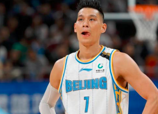 老鹰队主帅林书豪力挺球队年轻球员，称他们是未来之星的简单介绍